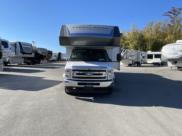 2026 Forest River Sunseeker 2860DSF — photo 5 of 8