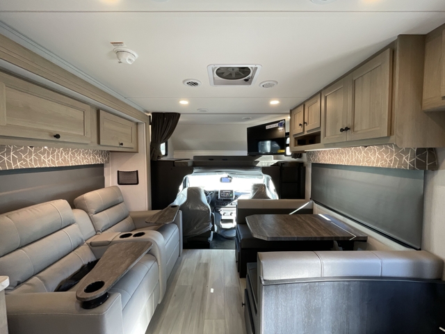 2026 Forest River Sunseeker 2860DSF — photo 4 of 8