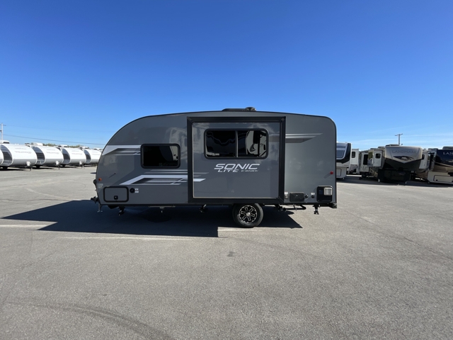 2023 Venture RV Sonic Lite 169VRK — photo 6 of 8