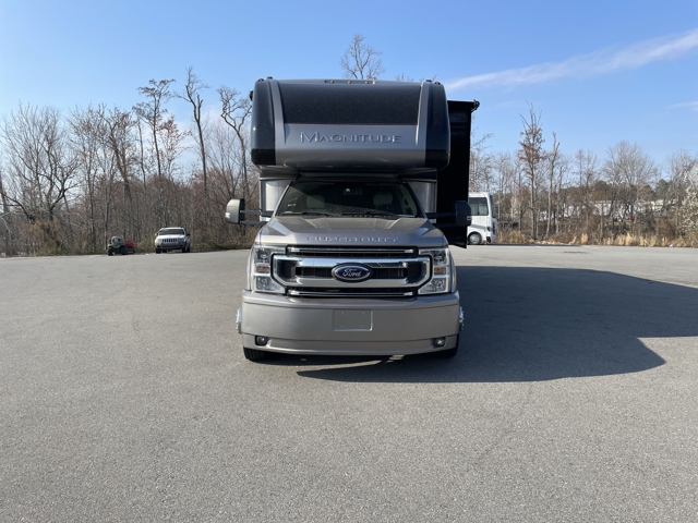 2022 Thor Magnitude SV34 — photo 5 of 8