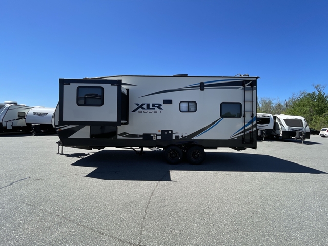 2023 Forest River XLR Boost 21XLRX — photo 6 of 8