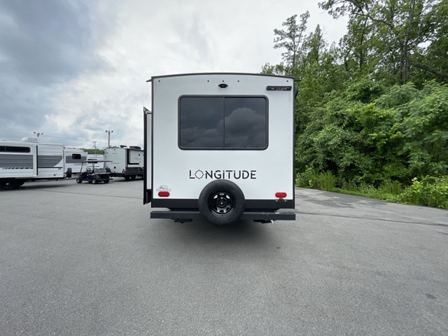 2024 East To West Longitude 310RL — photo 8 of 8