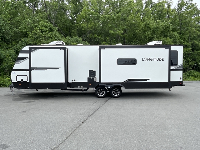 2024 East To West Longitude 310RL — photo 6 of 8