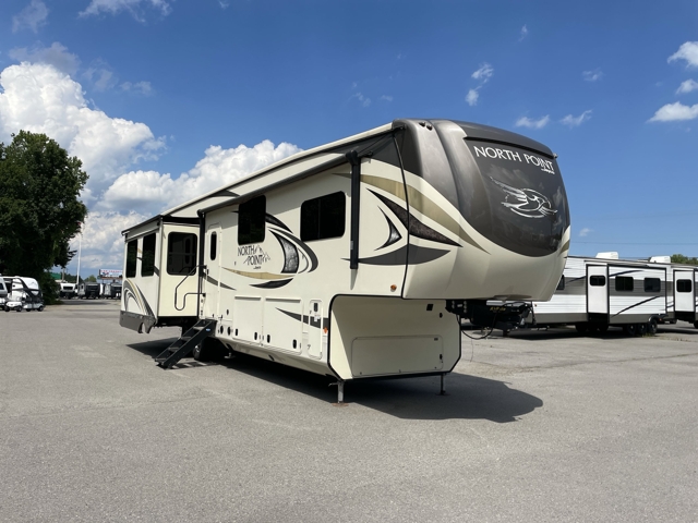 2020 Jayco North Point 377RLBH — photo 1 of 8