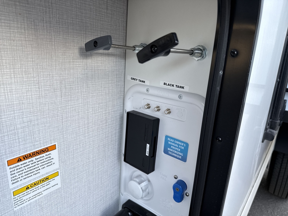 water-center-convenience-station