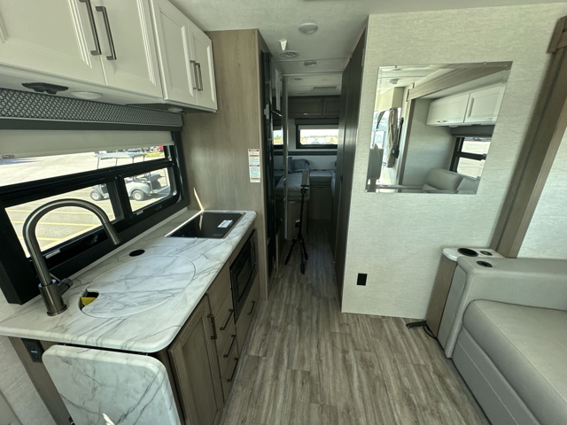 2026 Thor Freedom Traveler A24 — photo 4 of 8