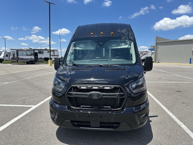 2027 Thor Freedom Mover PX10 Awd — photo 5 of 8