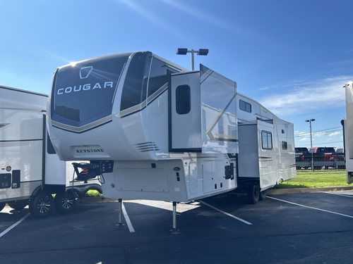 RV carousel image 1