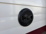 outside-speakers thumbnail