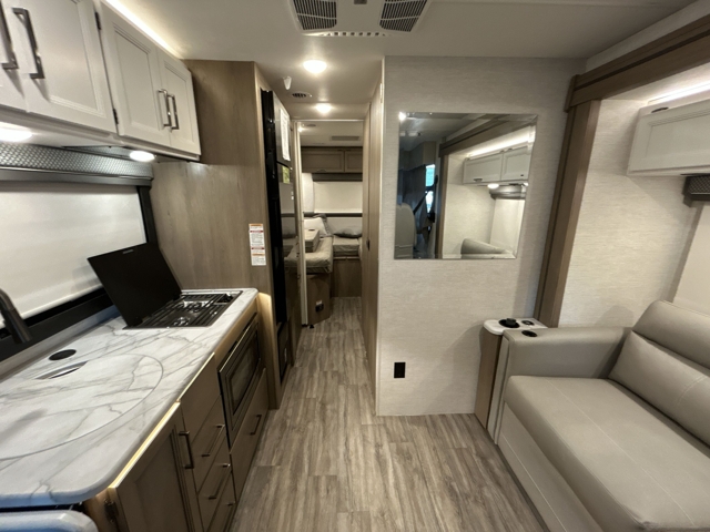 2026 Thor Freedom Traveler A24 — photo 3 of 8