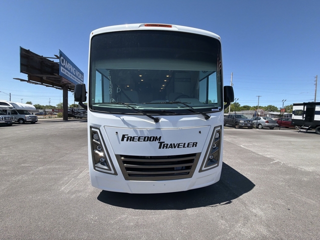 2027 Thor Freedom Traveler A29 — photo 5 of 8