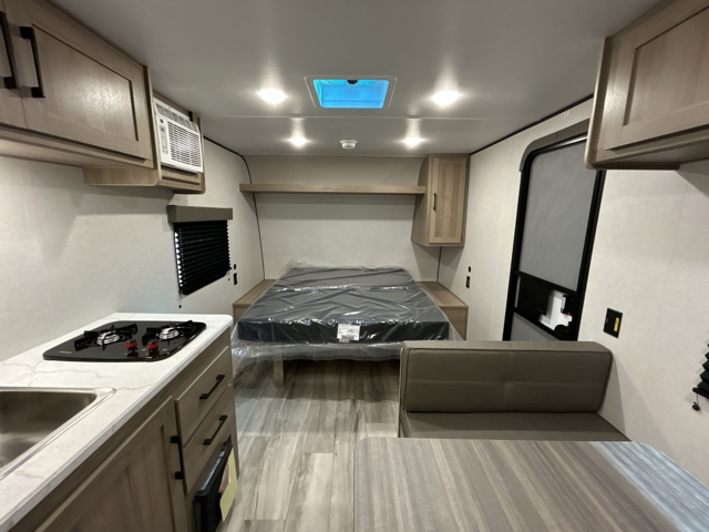2026 Keystone Coleman 17R — photo 3 of 8