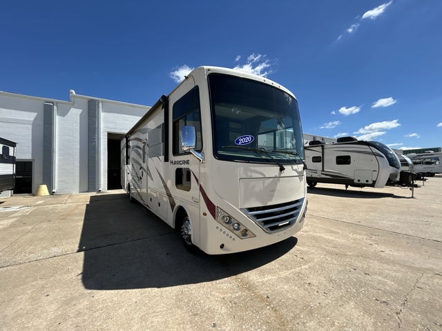 2020 Thor Hurricane 34J — photo 1 of 8