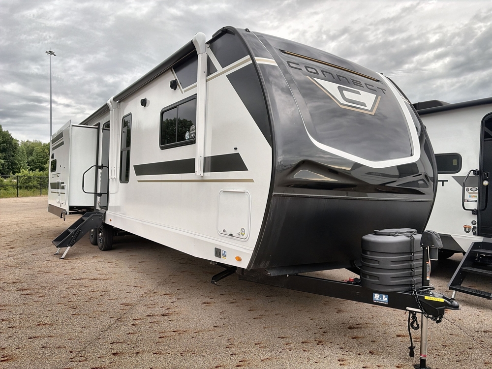 Two Rvs That Connect 2026 K-Z Rv Connect 333RLK - Stock #2617791 | Sunbury, OH | Camping World