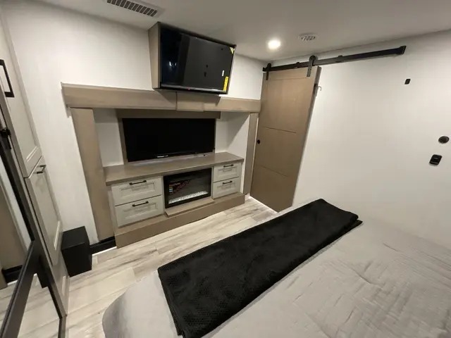2026 K-Z RV Durango Gold 391RKF — photo 6 of 8