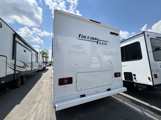 2026 Thor Freedom Elite 28HZF — photo 8 of 8