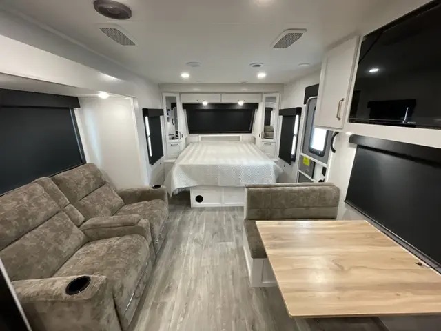 2026 Jayco Eagle HT 230MLCS — photo 4 of 8