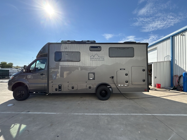2026 Jayco Granite Ridge 23S — photo 7 of 8