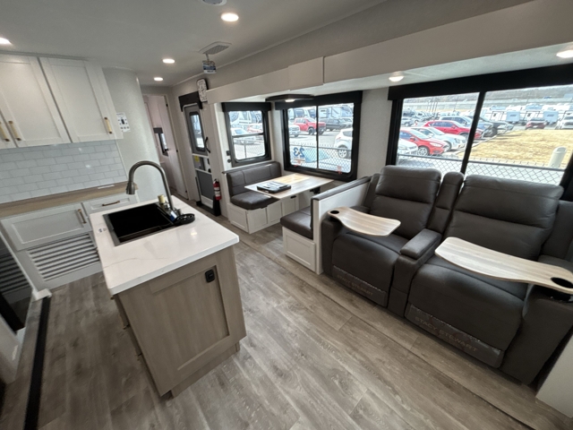 2026 Jayco Eagle HT 312BHOK — photo 4 of 8