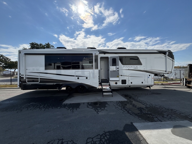 2026 Jayco Pinnacle 38FBRK — photo 6 of 8