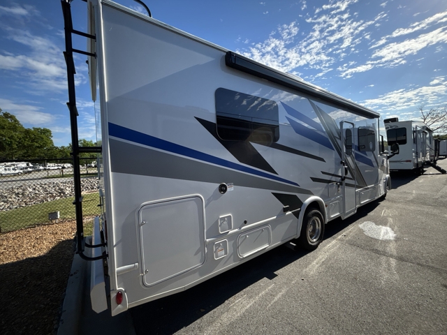 2026 Thor Freedom Traveler A28 — photo 6 of 8