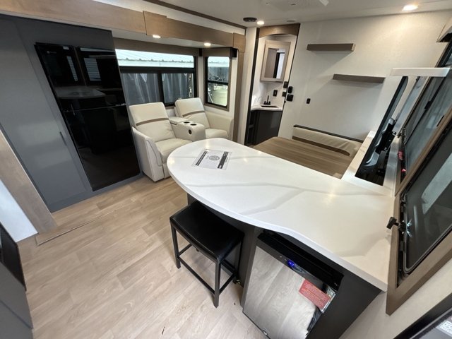 2026 K-Z RV Domani 241ML — photo 3 of 8