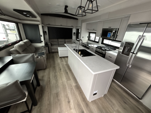2026 Jayco North Point 387FBTS — photo 3 of 8