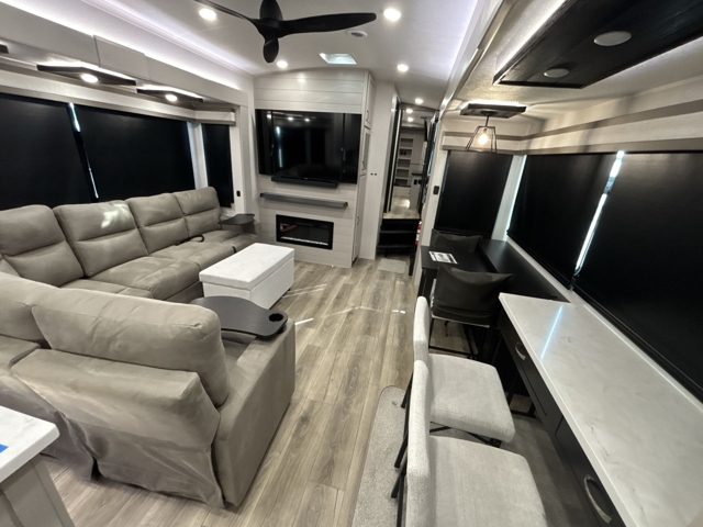 2026 Jayco North Point 365RKTS — photo 4 of 8