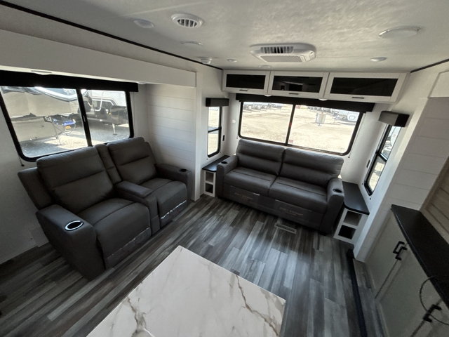 2026 Jayco Jay Flight SLX 334RTS — photo 4 of 8