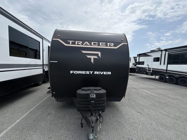 2027 Prime Time Tracer 195RB — photo 4 of 8