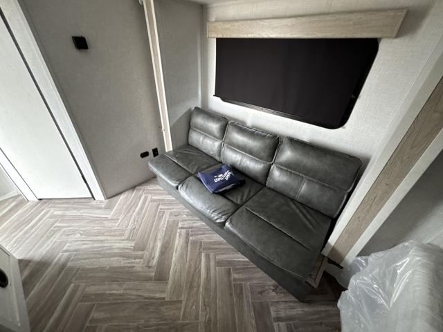 2022 Coleman Coleman Rubicon 1608RB — photo 4 of 8