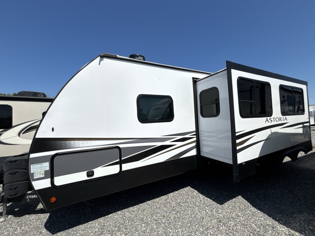 2022 Dutchmen Astoria 2703RB — photo 6 of 8