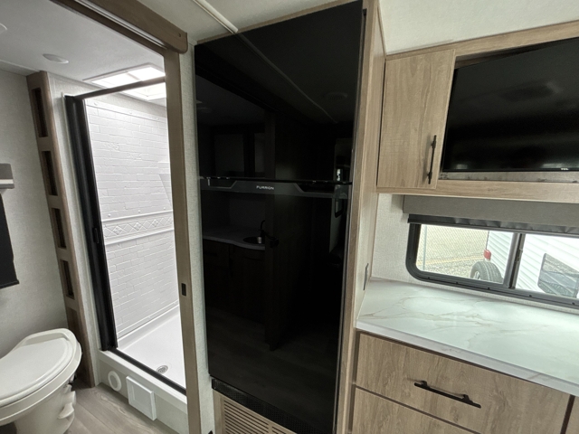 2024 Grand Design Imagine XLS 22RBE — photo 8 of 8