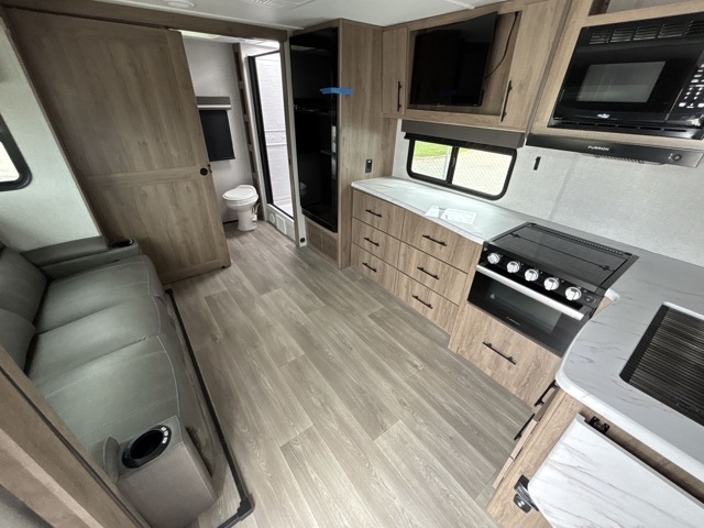 2024 Grand Design Imagine XLS 22RBE — photo 2 of 8