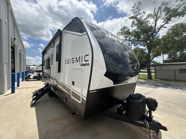 2027 Jayco Seismic 214 — photo 1 of 8