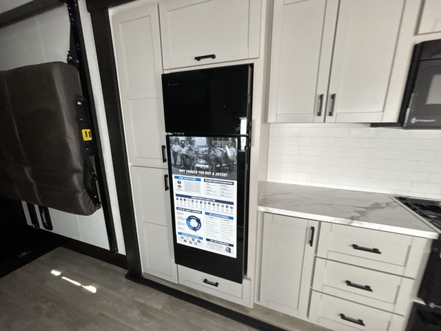 2027 Jayco Seismic 265 — photo 8 of 8