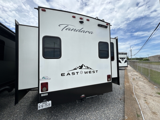 2024 East To West Tandara 340RD — photo 8 of 8