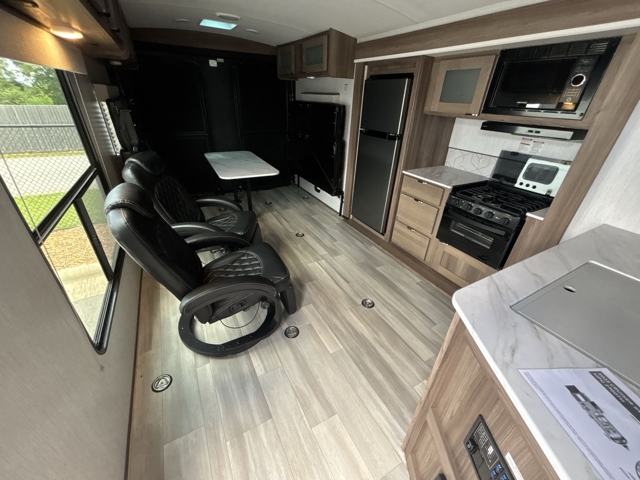 2023 Cruiser RV MPG 2700TH — photo 3 of 8