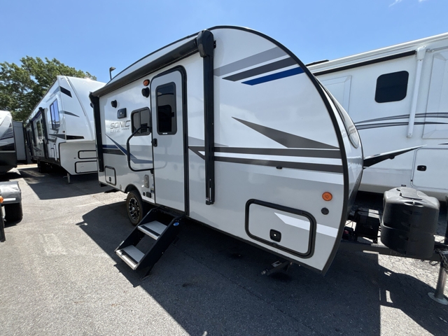 2021 Venture RV Sonic Lite 150VRB — photo 6 of 8