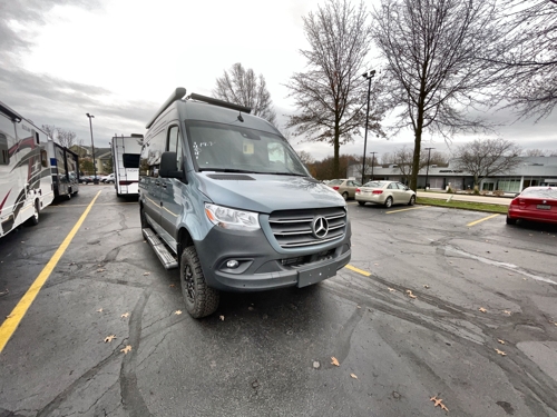 RV carousel image 1