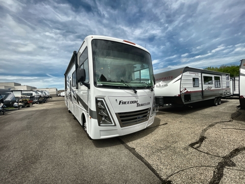 RV carousel image 1
