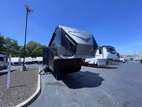 RV carousel image 1