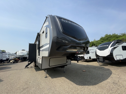 RV carousel image 1