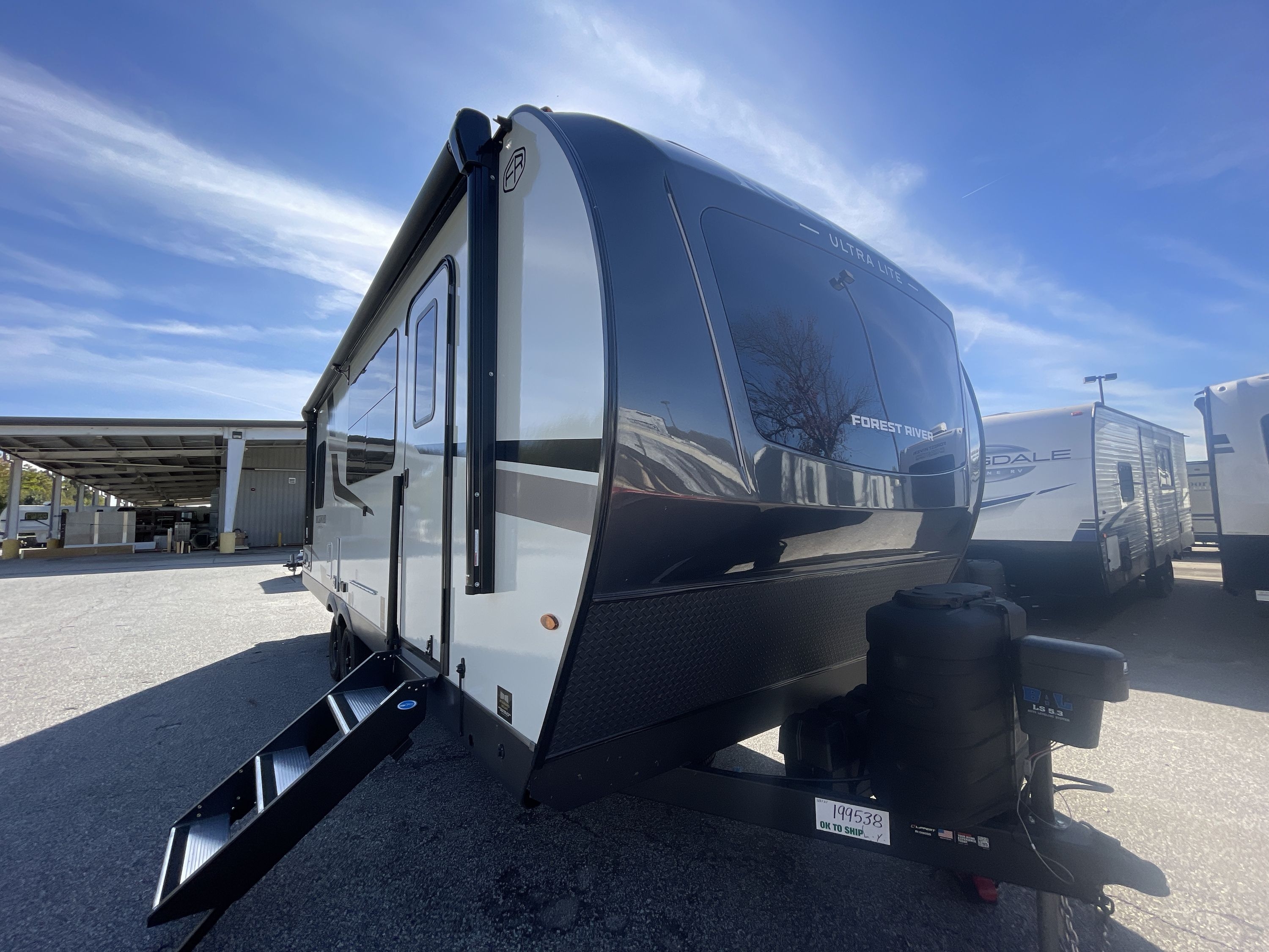 New or Used Forest River Rockwood Ultra Lite 301fkt RVs for Sale