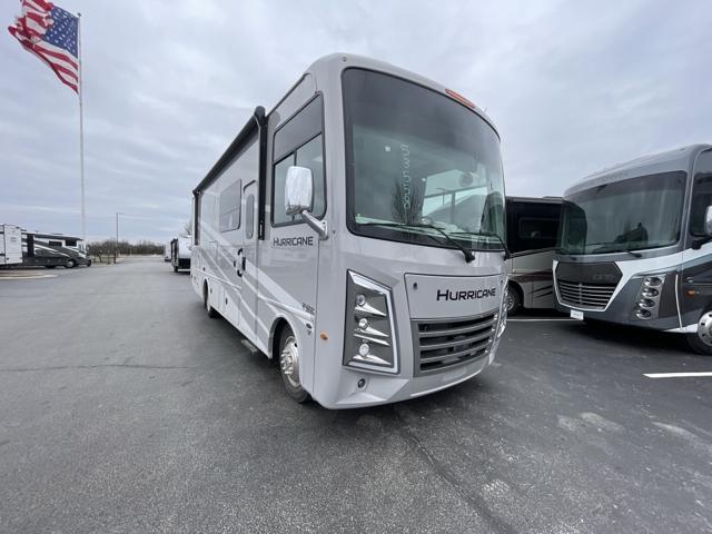 2026 Thor Hurricane 29L — photo 1 of 8