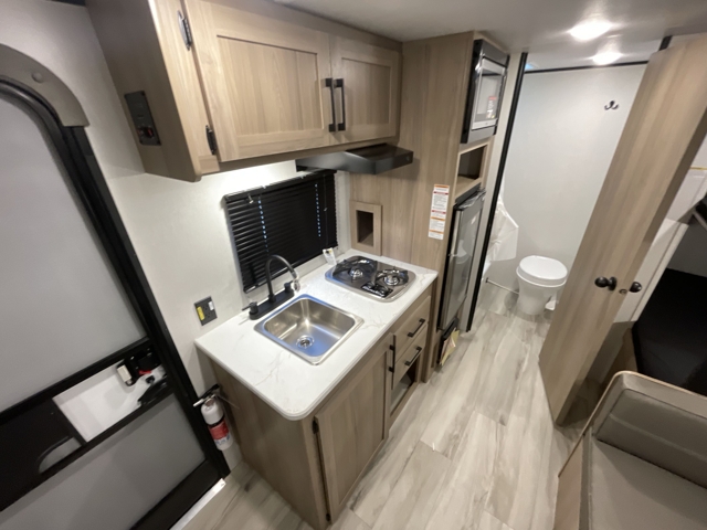 2026 Keystone Coleman 17B — photo 7 of 8