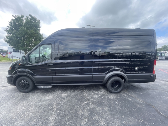 2027 Thor Freedom Mover PX10 Awd — photo 7 of 8