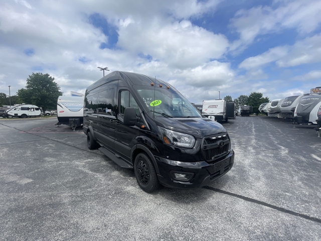 2027 Thor Freedom Mover PX10 Awd — photo 1 of 8