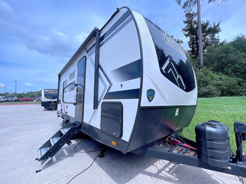 RV carousel image 1