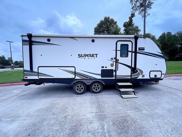 2018 Crossroads Sunset Trail 210FK — photo 6 of 8
